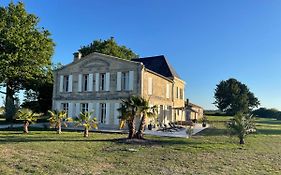 Chateau De Neyran Chambre D'Hotes & Spa